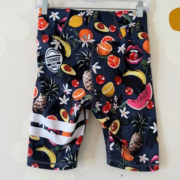 EUC Stronger Label Navy Tropical Fruit Leggings & Biker Shorts Workout Set - Picture 5 of 10